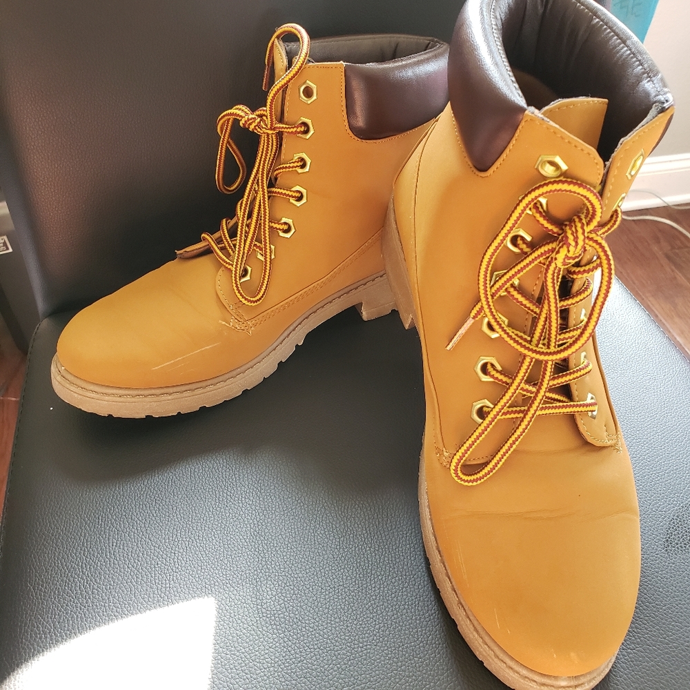 Fashion combat boots